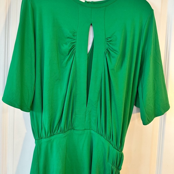 NEW Misile NYC Green Queen Of Morocco Asymmetrical Key Hole Front & Back Top, S - Picture 7 of 11